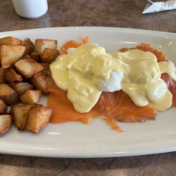 Scrumptious - Smoked salmon eggs Benedict. - Breakfast & Brunch Near Me - Richmond Hill, Ontario Scrumptious - Smoked salmon eggs Benedict. - Breakfast & Brunch Near Me - Richmond Hill, Ontario