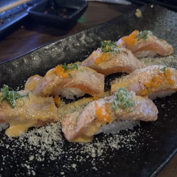 Kan Sushi - Snowflake salmon - Sushi Bars Near Me - Honolulu, Hawaii Kan Sushi - Snowflake salmon - Sushi Bars Near Me - Honolulu, Hawaii