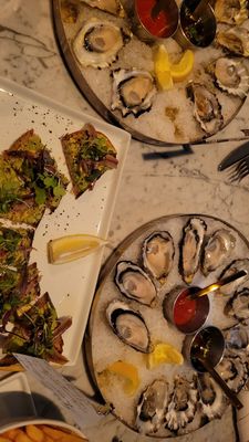 Redlands Oyster Cult by null