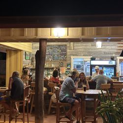 Silver Cloud Eatery - Sunset Lanai bar