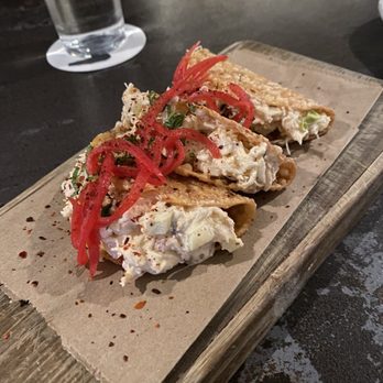 Willi's Wine Bar - Curried Crab Tacos with Apple, Cucumber & Mint - Wine Bars Near Me - Santa Rosa, California Willi's Wine Bar - Curried Crab Tacos with Apple, Cucumber & Mint - Wine Bars Near Me - Santa Rosa, California