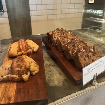 Tout Suite - Bread - Cafes Near Me - Houston, Texas