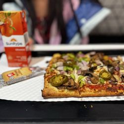 LovePizza - Kids meal vegetarian pizza