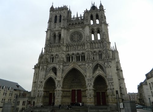 Cathédrale Notre-Dame d'Amiens by null