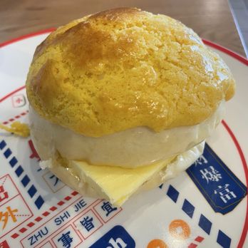 Wonderful Cafe - Pineapple bun - Hong Kong Style Cafe Near Me - San Leandro, California Wonderful Cafe - Pineapple bun - Hong Kong Style Cafe Near Me - San Leandro, California