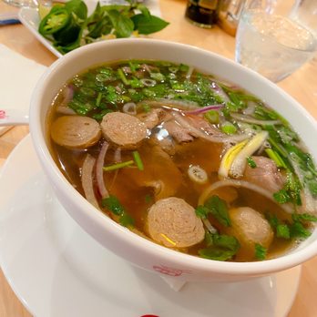 Pho 813 - Deluxe Beef Pho - Vietnamese Near Me - Tampa, Florida