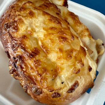 Culver & Main - Ham and Cheese Croissant - Breakfast & Brunch Near Me - Culver City, California