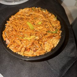 Dragon Pan - Not sure why they put the noodles with the fried rice?