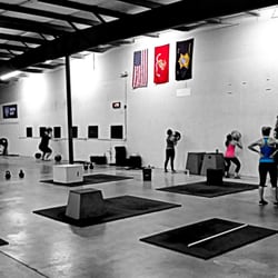 Crossfit Soda City - The 6 a.m. class gets after it every day.