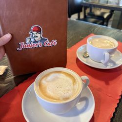 Junior’s Cafe - Hot Latte (no flavor)