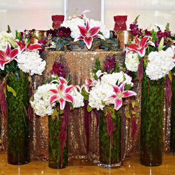 Harmonious Events - Bride and Groom table designed by Cassie and Gilbert - Wedding Planning Near Me Harmonious Events - Bride and Groom table designed by Cassie and Gilbert - Wedding Planning Near Me