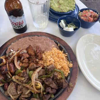 Joe T Garcia's - Beef Fajita and Chicken Fajita - Mexican Near Me - Fort Worth, Texas