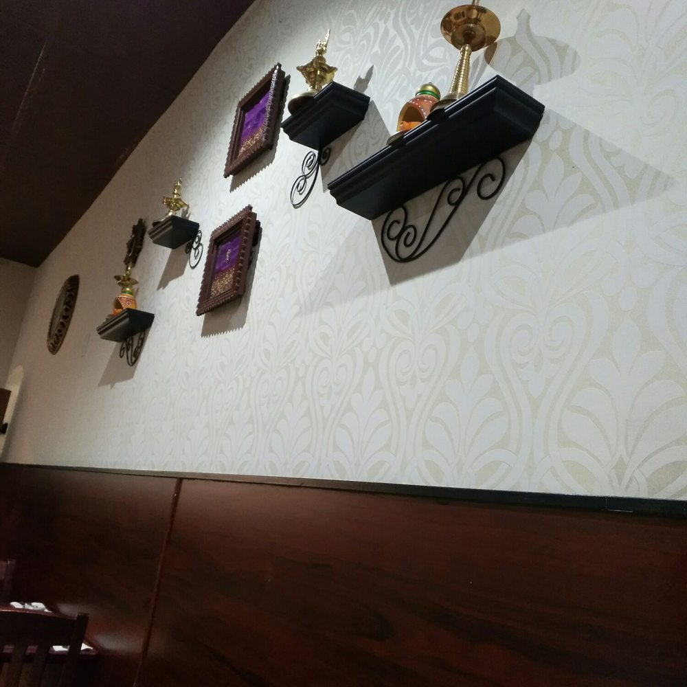 Annalakshmi - Decor - Indian Near Me - Brampton, Ontario