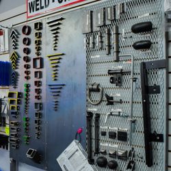 Vern Lewis Welding Supply - Steel and weld-on fittings.