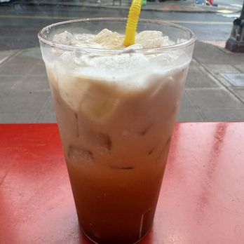 E-Jae Pak Mor - Thai ice tea - Thai Near Me - Seattle, Washington