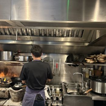 Kiln - Cooking area - Noodles Near Me - London, XGL Kiln - Cooking area - Noodles Near Me - London, XGL