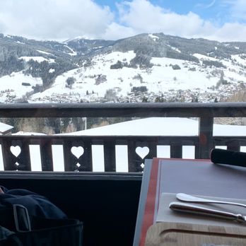 Le hibou des pistes - Views - Restaurants Near Me - Megève, 74 Le hibou des pistes - Views - Restaurants Near Me - Megève, 74
