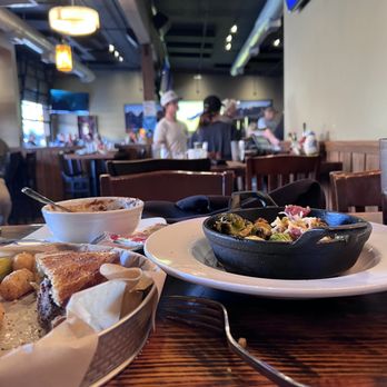 Craggy Range Bar & Grill - American Near Me - Whitefish, Montana