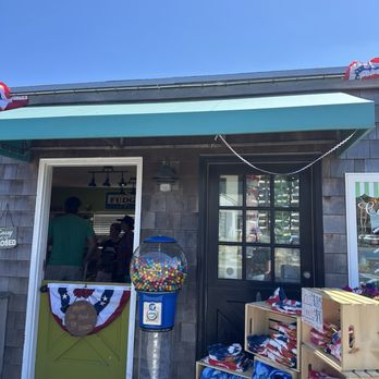 Manzanita Sweets - Candy Stores Near Me - Manzanita, Oregon Manzanita Sweets - Candy Stores Near Me - Manzanita, Oregon