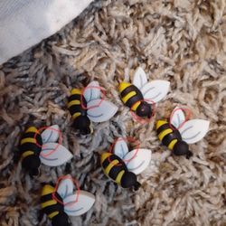 Buttons Galore & More - Some of the worst defective buttons sent.