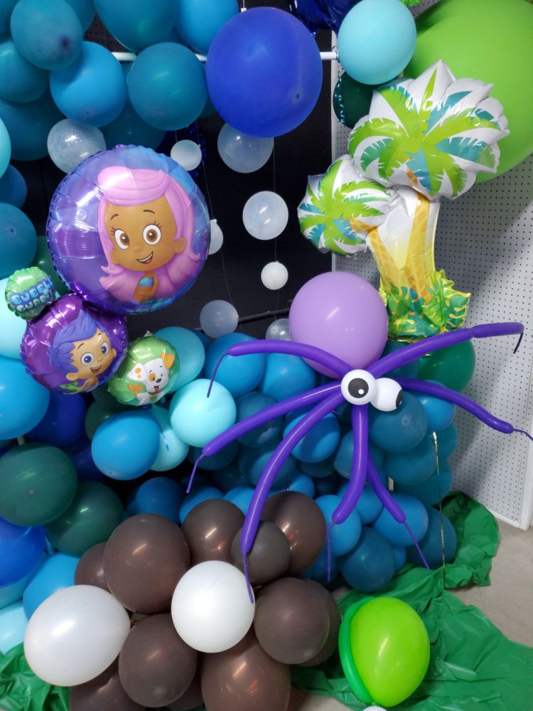 JEANIE’S PARTY & COSTUMES 601 E 18th Pl, Yuma, Arizona Party