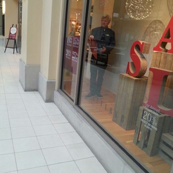 Pottery Barn - Removing expired sale sign - Furniture Stores Near Me - Danbury, Connecticut