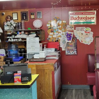 Brown Mug Cafe - Interior pic - Mexican Near Me - Winslow, Arizona
