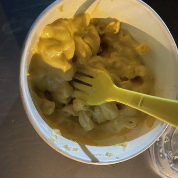 Chick Next Door - Mac 'N' Cheese - Chicken Shop Near Me - Glendale, California