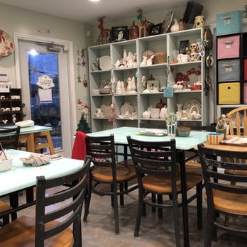 Posh Paint Pottery - Holiday selections - Paint-Your-Own Pottery Near Me - Harahan, Louisiana