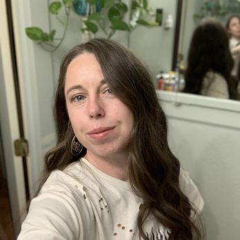 Halo Salon - Trimmed and loose waves! Feeling fresh and their hair products smell amazing! - Hair Salons Near Me - Ukiah, California Halo Salon - Trimmed and loose waves! Feeling fresh and their hair products smell amazing! - Hair Salons Near Me - Ukiah, California
