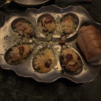 The Husky - Fried oysters - Burgers Near Me - New Orleans, Louisiana The Husky - Fried oysters - Burgers Near Me - New Orleans, Louisiana