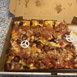 Detroit Style Pizza