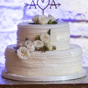 Piece of Cake Desserts - Poorly executed cake - Desserts Near Me - Gilbert, Arizona