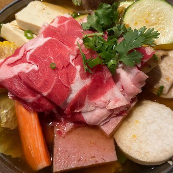 Boiling Avenue - Hot Pot Near Me - Sacramento, California Boiling Avenue - Hot Pot Near Me - Sacramento, California