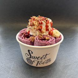 Sweet Tooth Rolled Ice Cream - Berry Harvest Greek Yogurt Parfait!