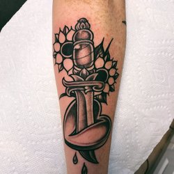 EC Tattoo and Body Piercing - Shoutout to tony!!