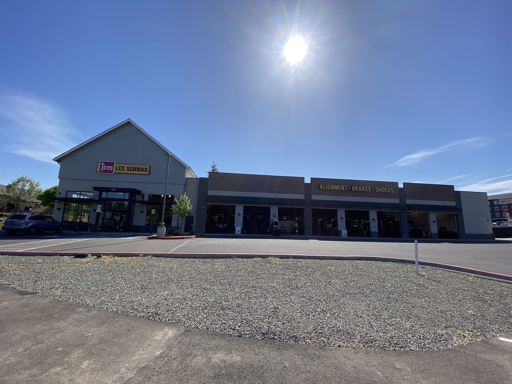 LES SCHWAB TIRE CENTER Updated October 2024 23 Reviews 13254 SE