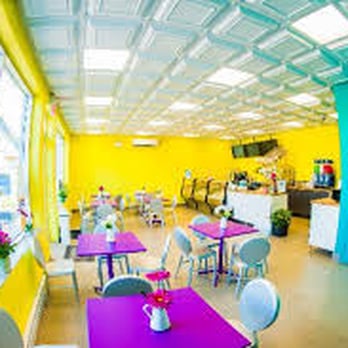 Cielo Gelato - Cielo's interior - Ice Cream & Frozen Yogurt Near Me - Roxboro, Quebec