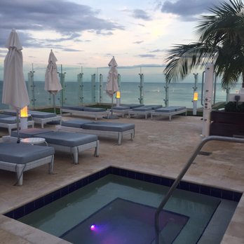 Sky Bar - Jacuzzi - Bars Near Me - Surfside, Florida