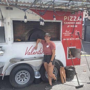 Valentina’s Pizza - Valentina's Pizza Food Truck Owner - Pizza Near Me - Kailua, Hawaii