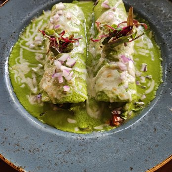 Javier's - Enchiladas De Espinacas - Mexican Near Me - Irvine, California