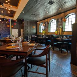 Jade Eatery and Lounge