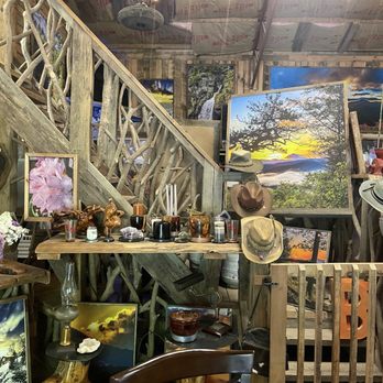 Banks Creek Barn - Local merch - Fishing Near Me - Linville Falls, North Carolina Banks Creek Barn - Local merch - Fishing Near Me - Linville Falls, North Carolina
