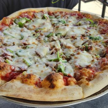 Jonah's on Johnston - Cheese ortenburger with green peppers - Pizza Near Me - Forsyth, Georgia
