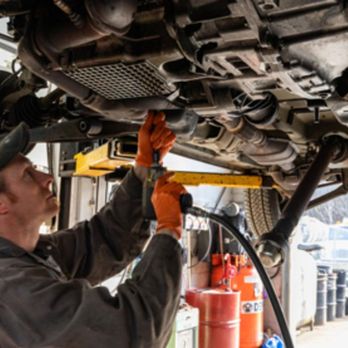 Duncan Automatic Transmission  - Photo - Auto Repair Near Me - Duncan, British Columbia
