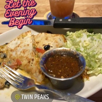 Twin Peaks - Chicken quesadillas - New American Near Me - Live Oak, Texas Twin Peaks - Chicken quesadillas - New American Near Me - Live Oak, Texas
