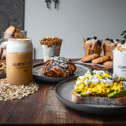 Almond & Oat Coffee Bar