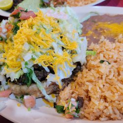 Dos Hermanas Mexican Food Restaurant - Gordita Combination Plate with Carne Asada. Delicious!