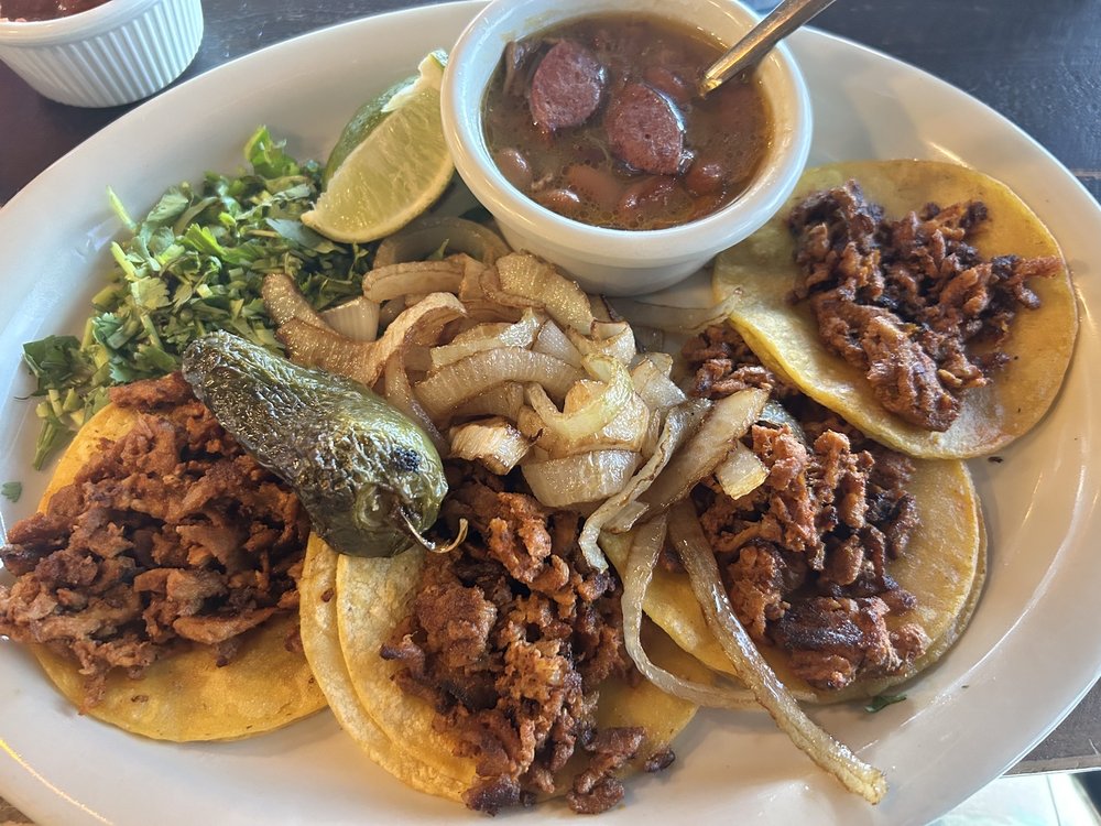 BOTANERO SPORTS BAR Updated September 2024 9616 N Lamar Blvd