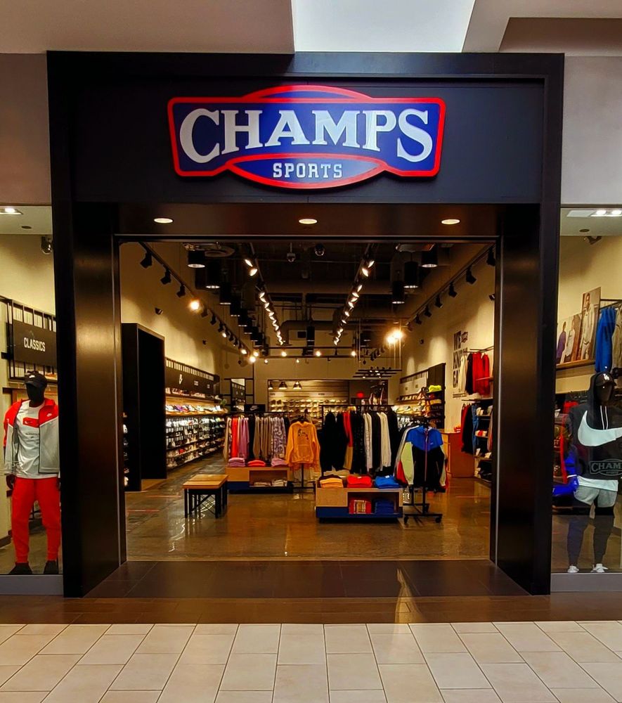 CHAMPS SPORTS Updated September 2024 11 Photos & 21 Reviews 138
